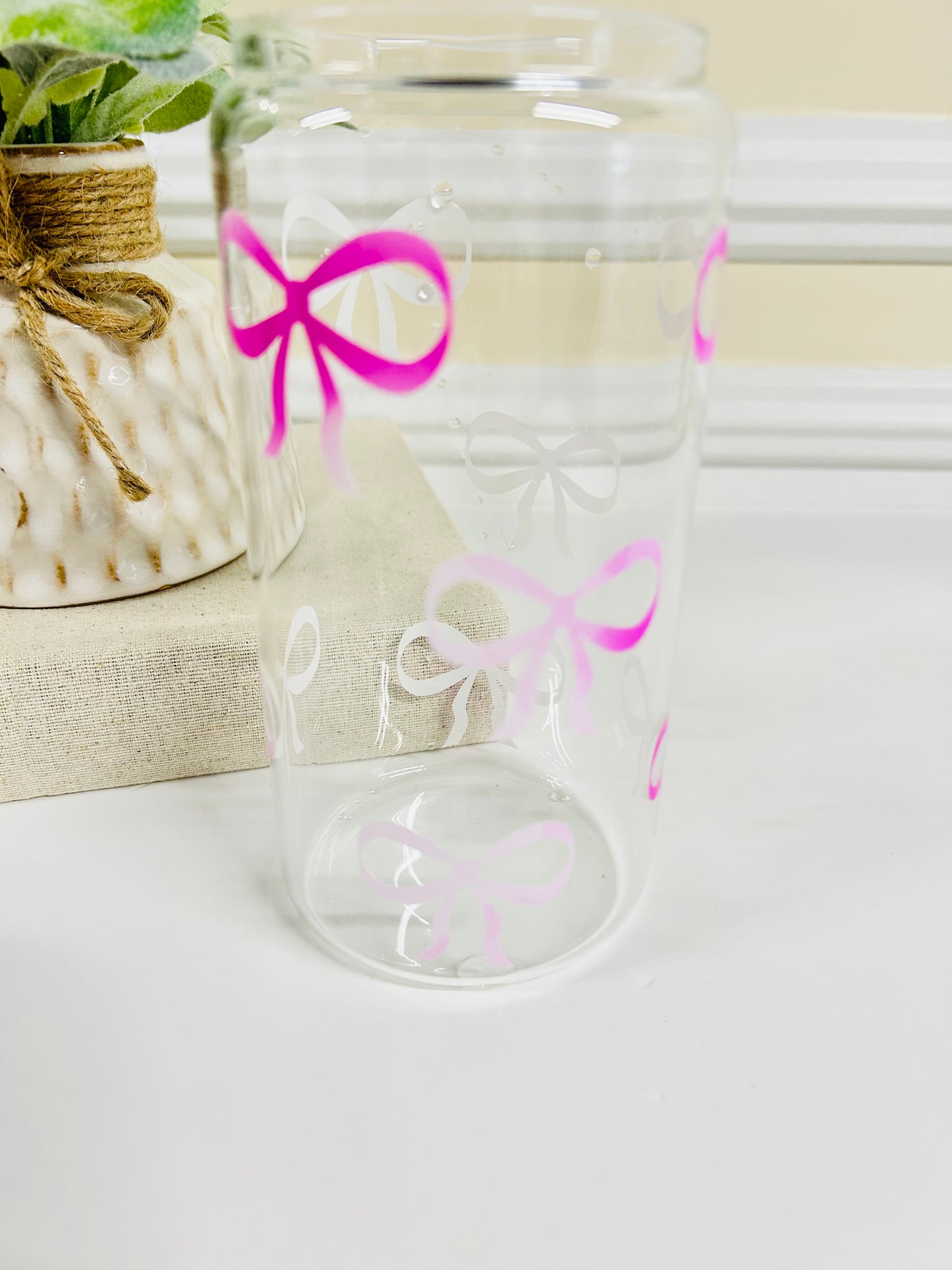 Changing Color Bow Cup