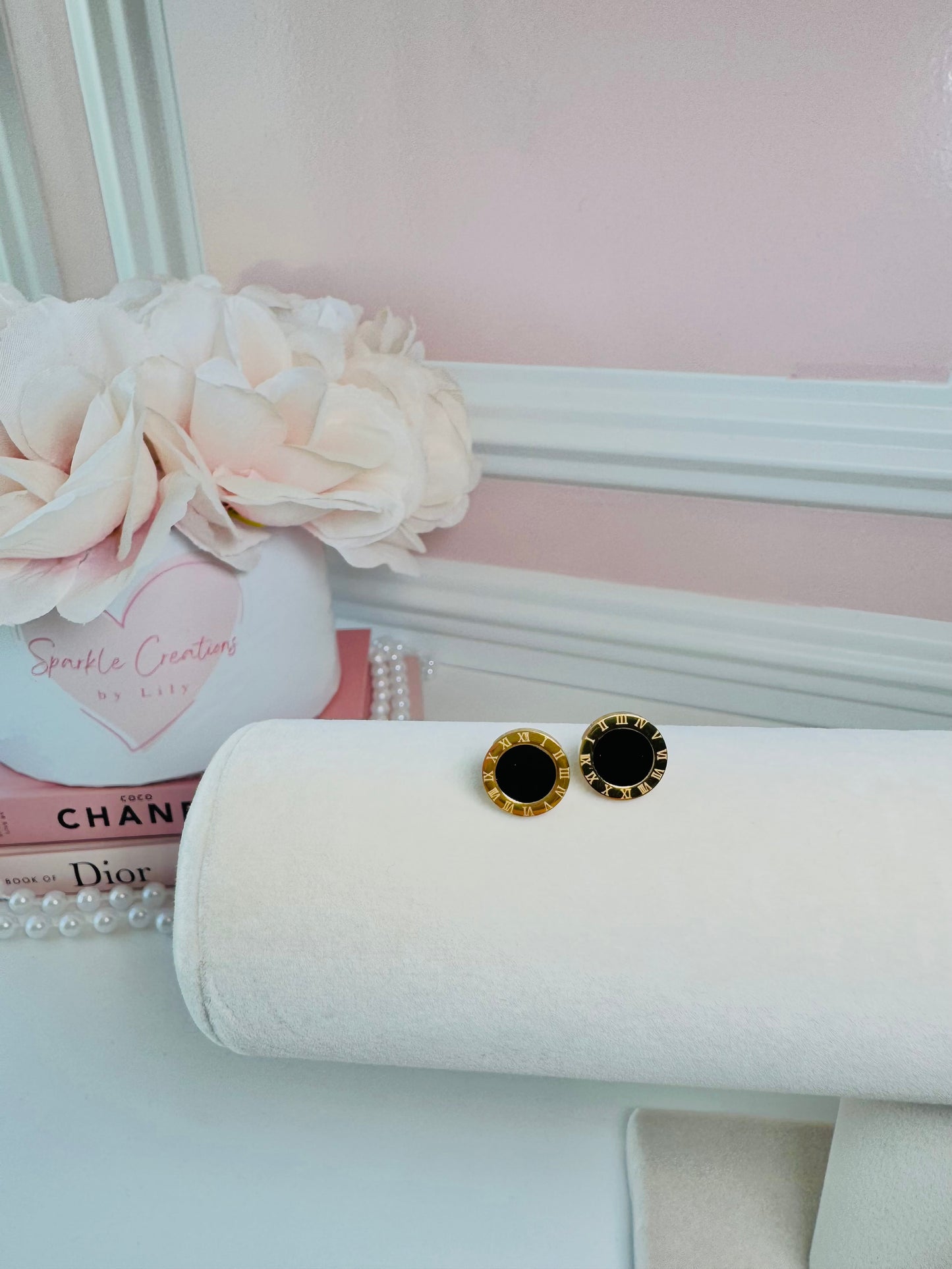 IIXV Black Earrings