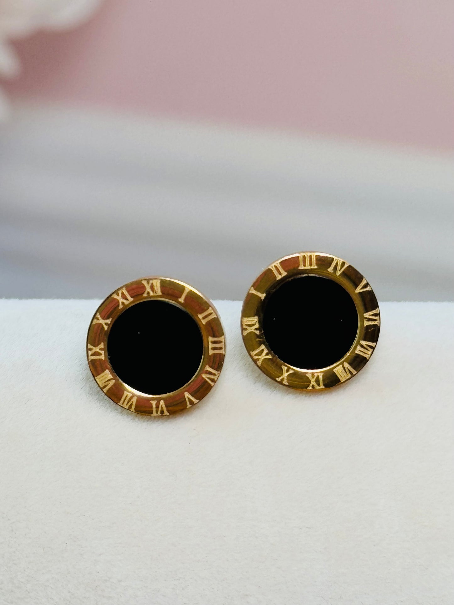 IIXV Black Earrings