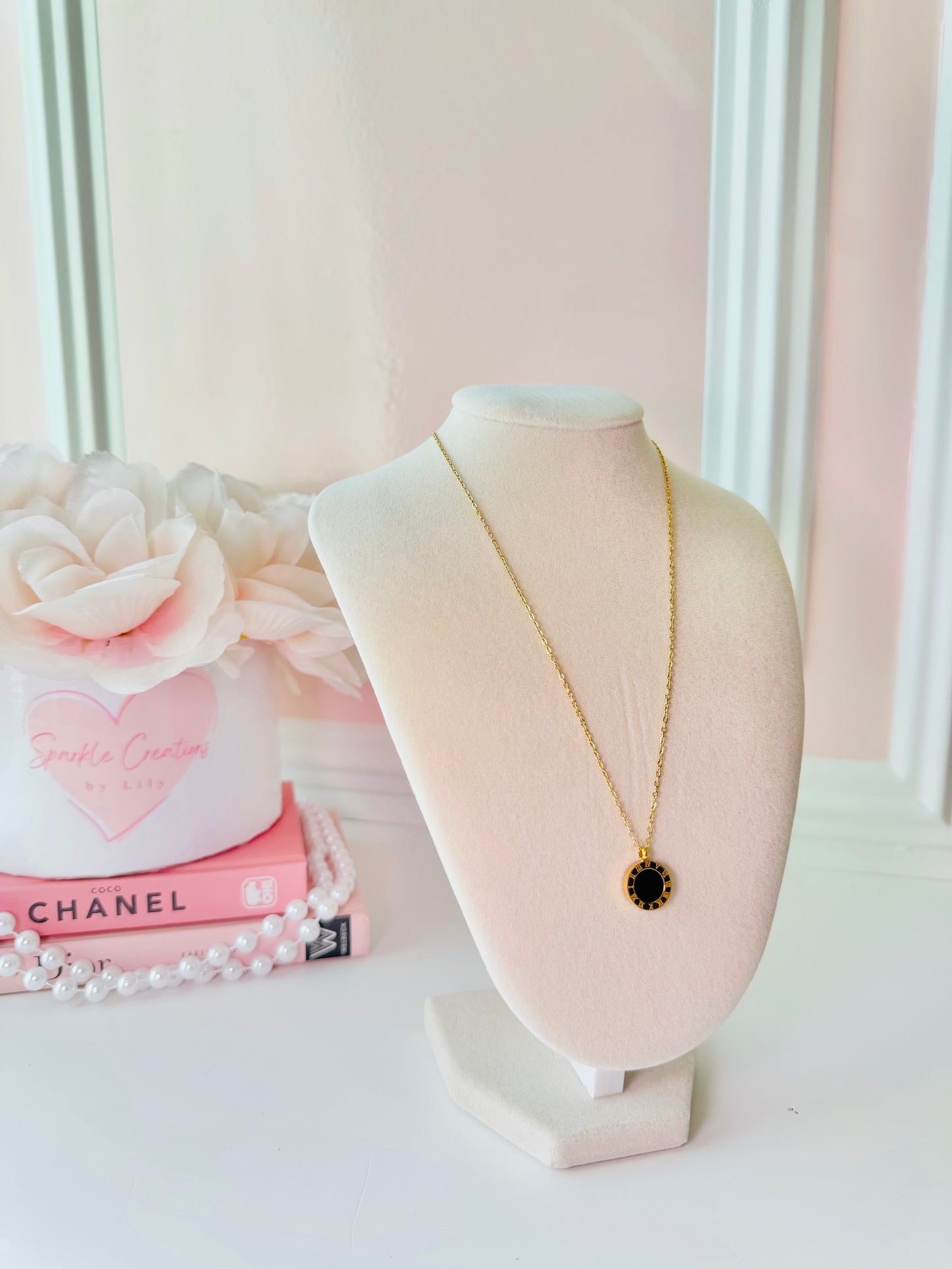 IIXV Black Necklace