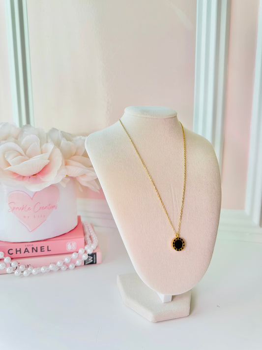 IIXV Black Necklace