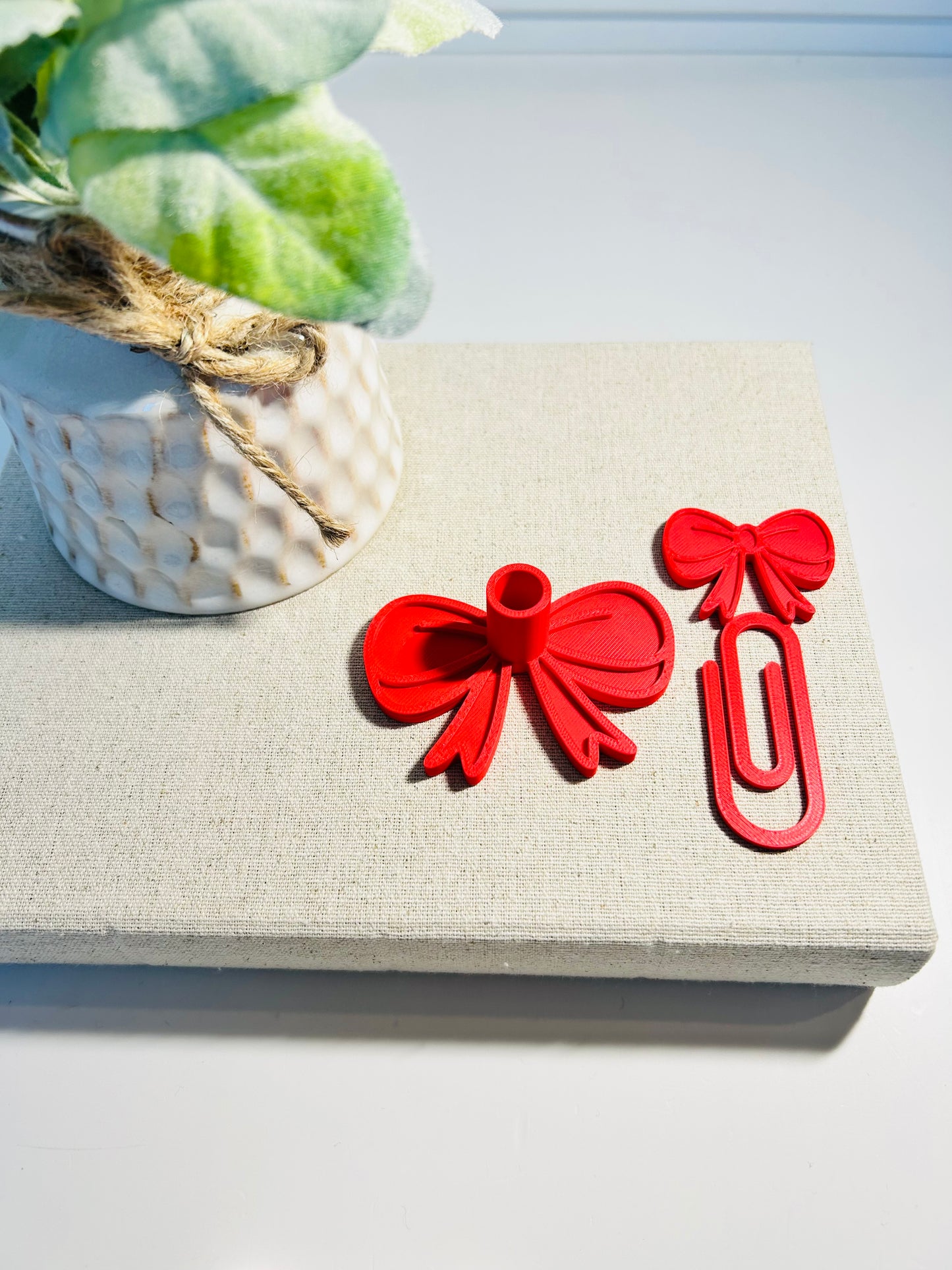 3D Single Pen Holder & Paper Clip