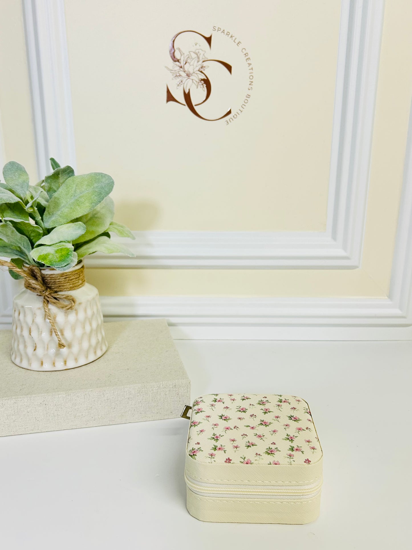 The Bloom Travel Cases