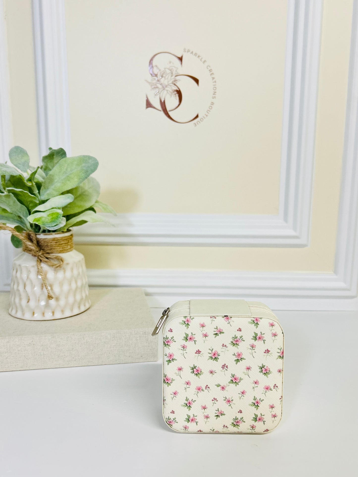 The Bloom Travel Cases