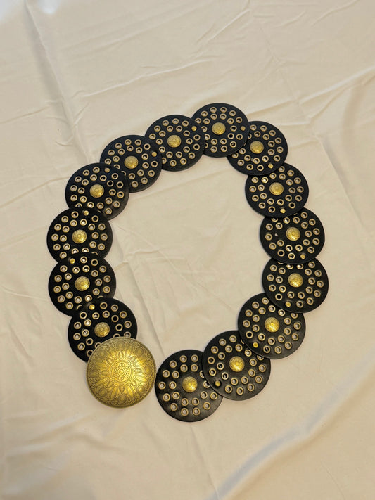 Gold Circle Accent Stretch Belt
