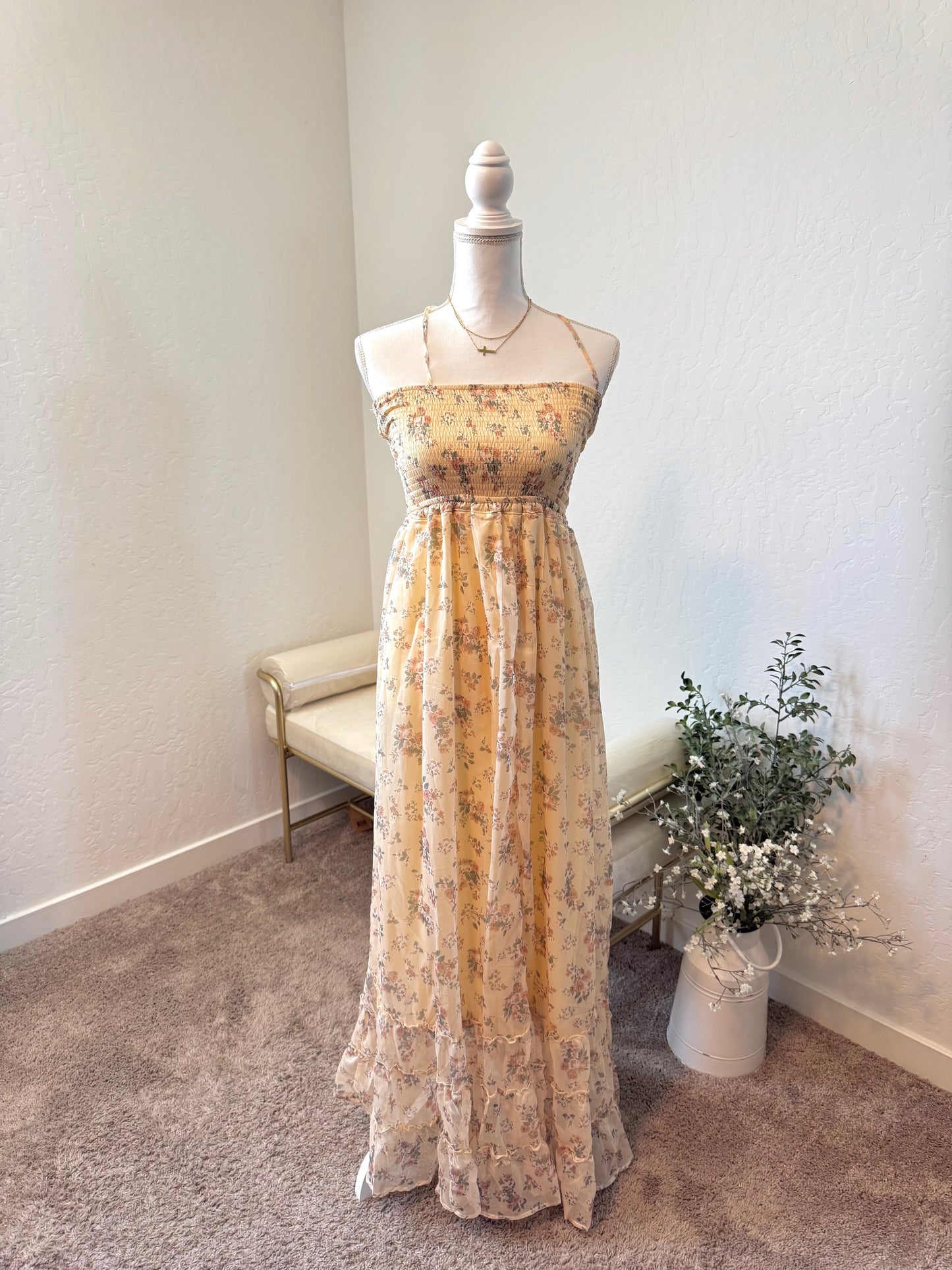 Breezy Elegance Maxi Dress