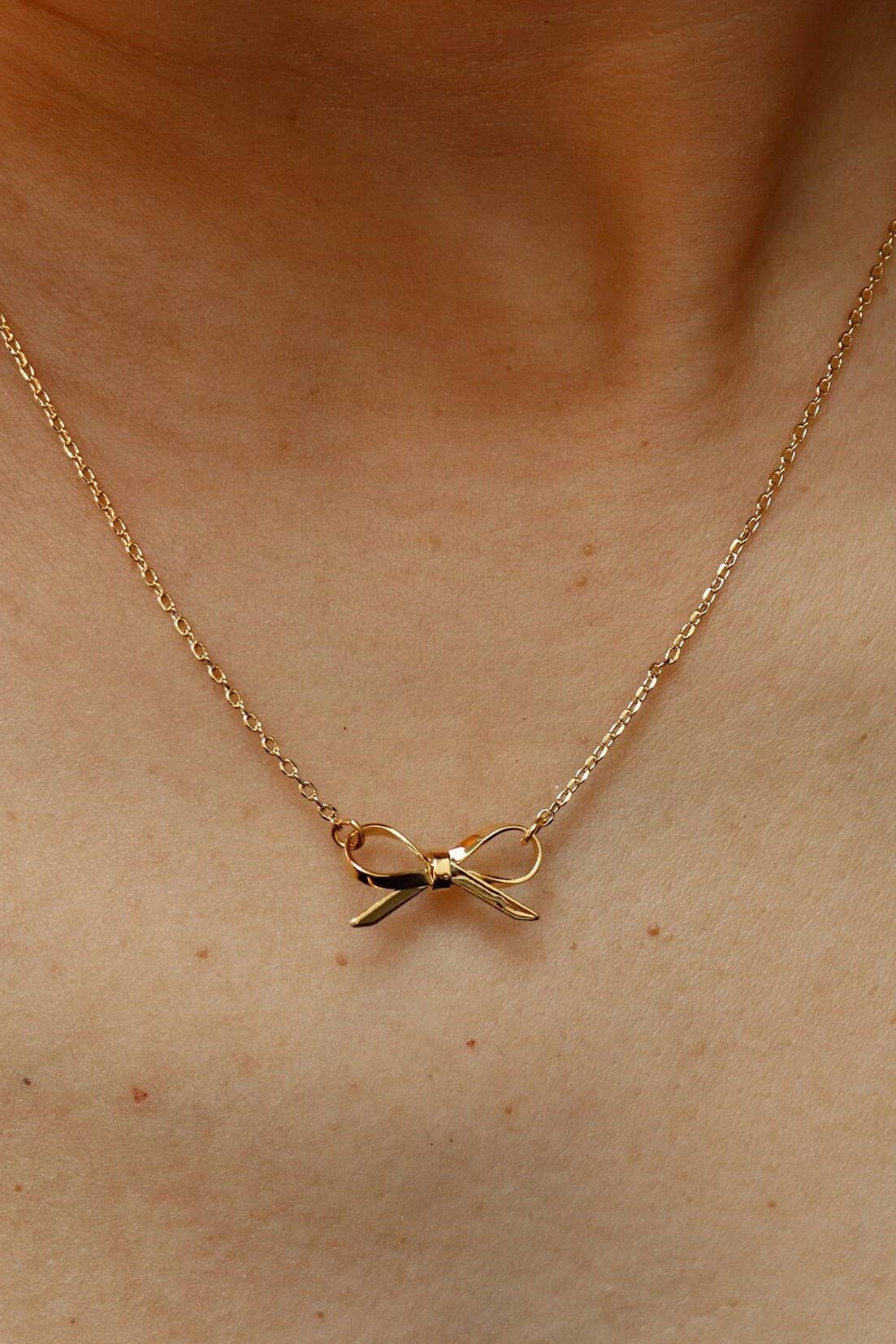 Lily Grace Bow Necklace
